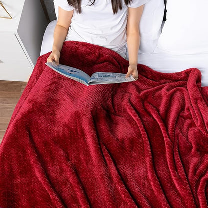 PAVILIA Maroon Red Throw Blanket for Couch, Twin Bed, Soft Fleece Throws for Sofa Chair, Fuzzy Waffle Textured Blanket, Cozy Warm Lightweight All Season Blanket Throw, 60x80
