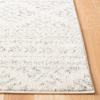 SAFAVIEH Area Rug 6x9 - Tulum Collection - Ivory & Grey, Moroccan Boho Tribal Design, Non-Shedding & Easy to Clean, Ideal for Living Room, Bedroom, Dining Space (TUL272A)