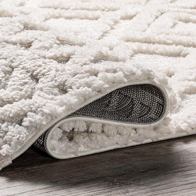 nuLOOM Akia Lattice High/Low Tassel Area Rug, 9x12, Beige