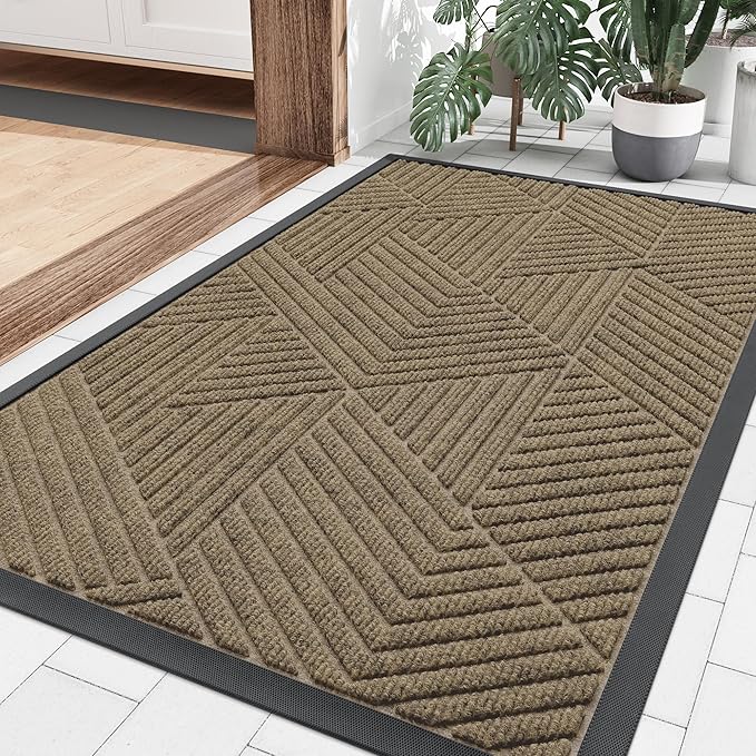 Smiry Front Door Mat Outside Entrance, Heavy Duty Sturdy Natural Rubber Doormat, Trap Dirt and Moisture, Easy Clean Low Profile Mats for Indoor Outdoor Entry, Irregular Triangle (36x24, Camel)