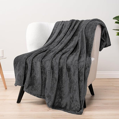 PAVILIA Dark Gray Throw Blanket for Couch, Twin Bed, Soft Fleece Throws for Sofa Chair, Fuzzy Waffle Textured Blanket, Cozy Warm Lightweight All Season Blanket Throw, 60x80