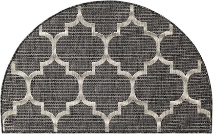 Unique Loom Outdoor Trellis Collection Area Rug (2' 7" x 4' 1" Hearth Black/Ivory)