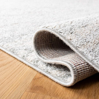 SAFAVIEH Tulum Collection Area Rug - 5' Square, Light Grey & Ivory, Moroccan Boho Tribal Design, Non-Shedding & Easy to Clean, Ideal for Living Room, Bedroom, Dining Space (TUL272F)