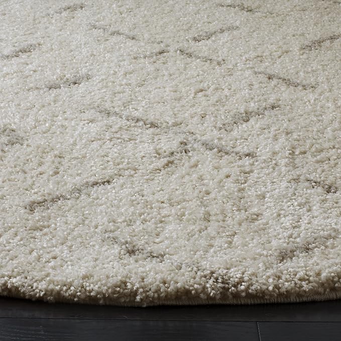 SAFAVIEH Arizona Shag Collection Area Rug - 8' Round, Ivory & Beige, Moroccan Boho Design, Non-Shedding & Easy to Clean, Ideal for Living Room, Bedroom, Dining Space (ASG743A)