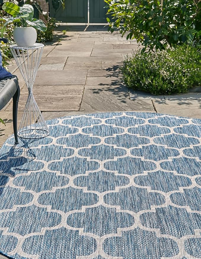 Unique Loom Outdoor Trellis Collection Area Rug - Trellis (Oval 7' 10" x 10' 0", Navy Blue/ Ivory)