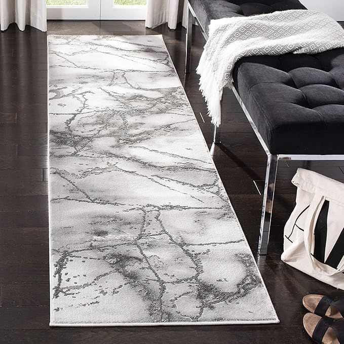 SAFAVIEH Craft Collection Runner Rug - 2'3" x 6', Grey & Silver, Modern Abstract Design, Non-Shedding & Easy Care, Ideal for High Traffic Areas in Living Room, Bedroom (CFT877G)