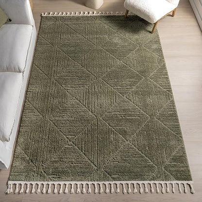 nuLOOM Kerry Green, 7'10" x 10', Geometric, Soft and Cozy, High Traffic, Stain Resistant, Easy Clean, Durable Area Rug for Bedroom, Living Room, Dining Space, Den, Foyer, Entryway