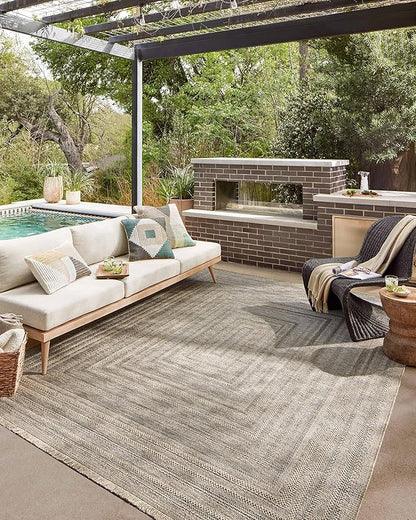 Loloi Dawn Collection Indoor/Outdoor DAW-01 Natural 6'-4" x 9'-2" Area Rug