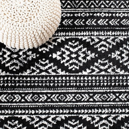 SAFAVIEH Tulum Collection Runner Rug - 2' x 9', Black & Ivory, Moroccan Boho Tribal Design, Non-Shedding & Easy to Clean, Ideal for Living Room, Hallway, Foyer, Entryway, Bedroom (TUL272Z)
