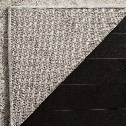 SAFAVIEH Area Rug 4x6 - Arizona Shag Collection - Ivory & Beige, Moroccan Boho Design, Non-Shedding & Easy to Clean, Ideal for Living Room, Bedroom, Dining Space (ASG743A)