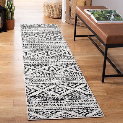 SAFAVIEH Tulum Collection Runner Rug - 2' x 9', Ivory & Black, Moroccan Boho Tribal Design, Non-Shedding & Easy to Clean, Ideal for Living Room, Hallway, Foyer, Entryway, Bedroom (TUL272B)