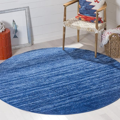 SAFAVIEH Adirondack Collection Area Rug - 8' Round, Light Blue & Dark Blue, Modern Ombre Design, Non Shedding & Easy to Clean, Ideal for Living Room, Bedroom, Office, Dining Space (ADR113F)