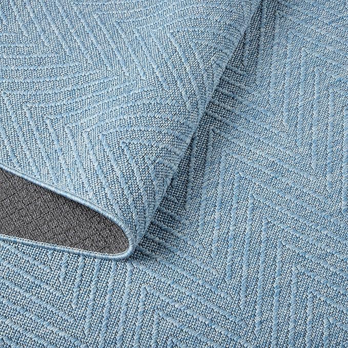 TOWN & COUNTRY BASICS Pax Herringbone Textured Solid Everwash® Washable Runner Area Rug, Low Pile, Non-Slip Backing, Easy Clean Pet & Family Friendly Rug, Blue, 2'5"x7'10"
