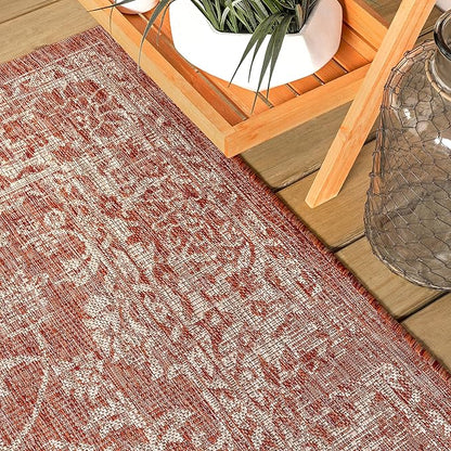 JONATHAN Y Weave Floral Indoor Outdoor Round Area Rug 9 Ft Red/Taupe, Tela Bohemian Textured for Backyard, Patio, Porch, Easy-Cleaning, High Traffic, Pet-Friendly, Non-Shedding (SMB100A-9R)