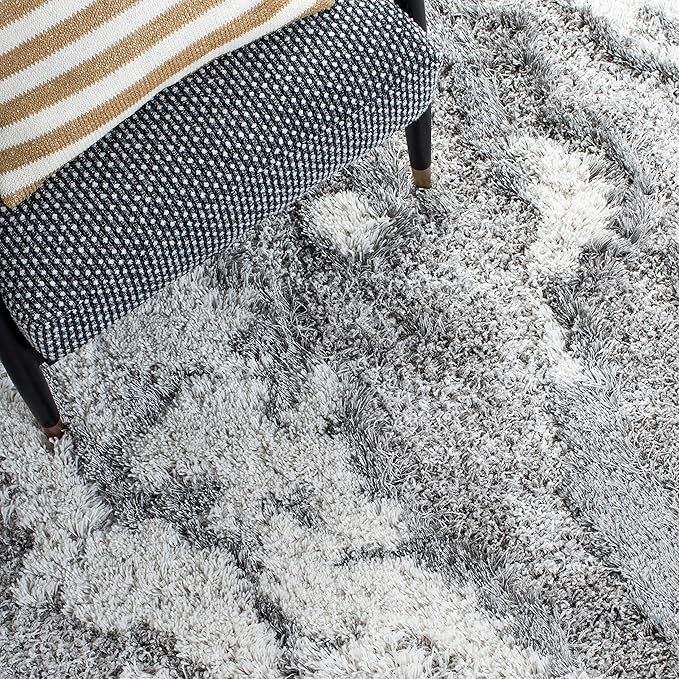 SAFAVIEH Horizon Shag Collection Area Rug - 11' Square, Grey/Ivory, Geometric Design, Ideal for High Traffic Areas in Living Room, Bedroom, Dining (HZN890F)