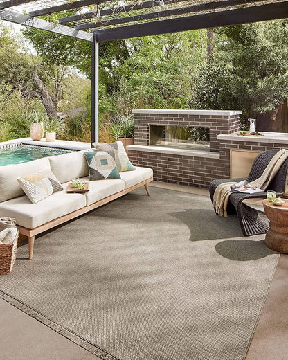 Loloi Dawn Collection Indoor/Outdoor DAW-04 Coffee 7'-8" x 7'-8" Round Area Rug