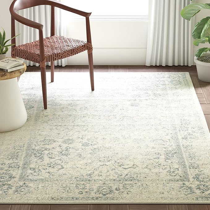 SAFAVIEH Area Rug 4x6 - Adirondack Collection - Ivory & Slate, Distressed Vintage Floral Design, Non-Shedding & Easy to Clean, Ideal for Living Room, Bedroom, Dining Space (ADR109S)