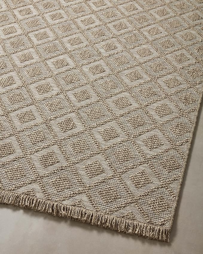 Loloi Dawn Collection Indoor/Outdoor DAW-07 Light Brown 7'-8" x 10' Area Rug