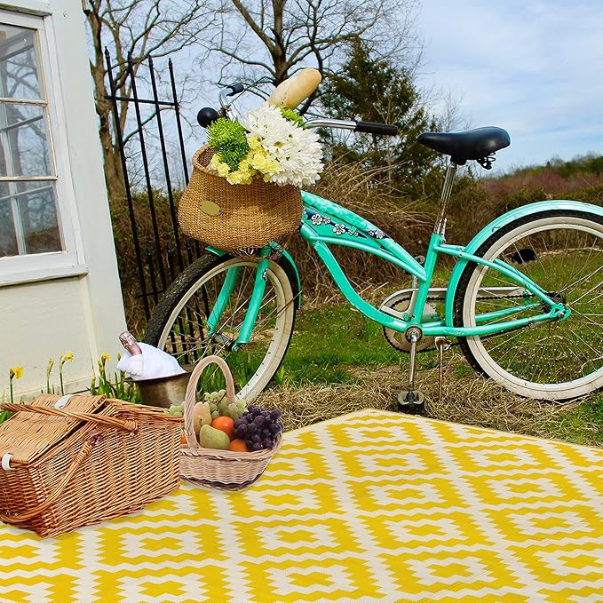 FH Home Outdoor Rug - Waterproof, Fade Resistant, Reversible - Premium Recycled Plastic - Geometric - Patio, Porch, Deck, Balcony - Aztec - Yellow & White Crease Free - 5 x 8 ft
