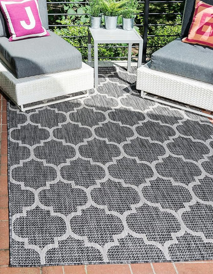 Unique Loom Outdoor Trellis Collection Area Rug (5' 1" x 8' Rectangle, Black/ Ivory)