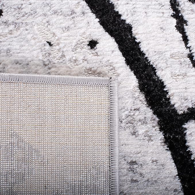 SAFAVIEH Amelia Collection Accent Rug - 4'5" x 6'5", Grey & Black, Modern Abstract Design, Non-Shedding & Easy Care, Ideal for High Traffic Areas in Entryway, Living Room, Bedroom (ALA293K)