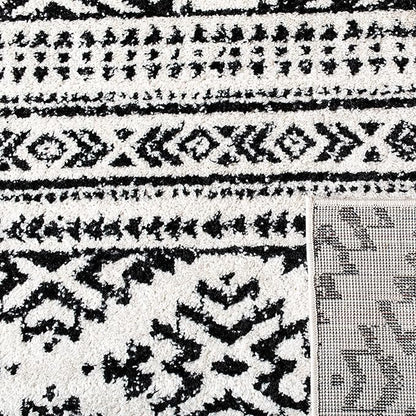 SAFAVIEH Tulum Collection Area Rug - 9' Square, Ivory & Black, Moroccan Boho Tribal Design, Non-Shedding & Easy to Clean, Ideal for Living Room, Bedroom, Dining Space (TUL272B)