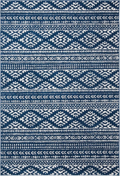 SAFAVIEH Area Rug 6x9 - Tulum Collection - Navy & Ivory, Moroccan Boho Tribal Design, Non-Shedding & Easy to Clean, Ideal for Living Room, Bedroom, Dining Space (TUL272N)