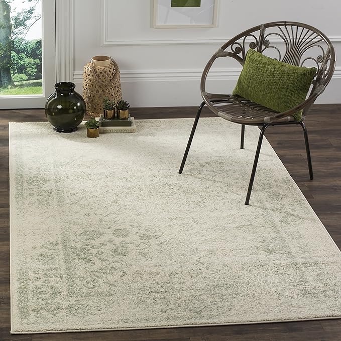SAFAVIEH Adirondack Collection Area Rug - 5'1" x 7'6", Ivory & Sage, Distressed Vintage Floral Design, Non-Shedding & Easy to Clean, Ideal for Living Room, Bedroom, Dining Space (ADR109V)