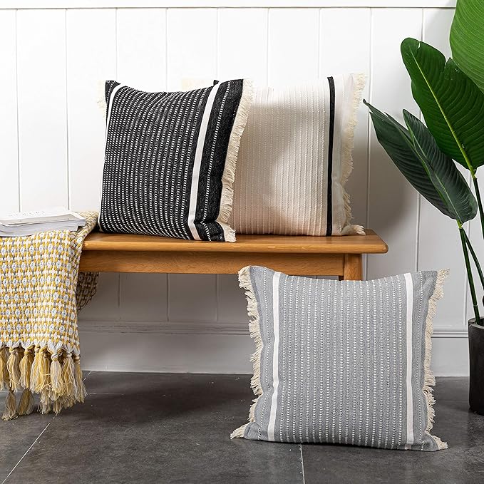 OJIA Modern Throw Pillow Cover with Tassels, Decorative Liana Fringe Accent Cushion Case, Farmhouse Woven Pillowcase for Sofa Chair Couch Bed Decor (Lumbar 18 x 18 Inches, Black)
