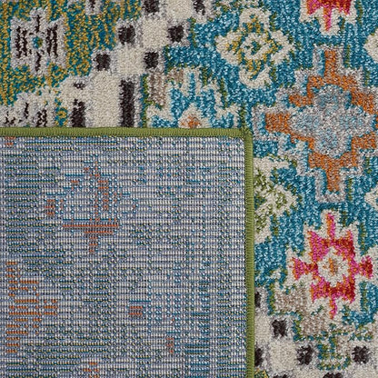 SAFAVIEH Madison Collection Area Rug - 6' x 9', Green & Beige, Boho Diamond Distressed Design, Non-Shedding & Easy Care, Ideal for High Traffic Areas in Living Room, Bedroom (MAD418Y)